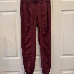 Dance Studio Mid Rise Jogger (4)